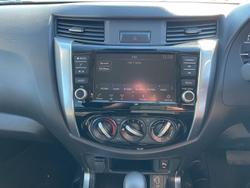 2024 Nissan Navara ST