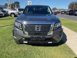 2024 Nissan Navara ST