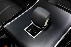 2025 Land Rover Range Rover Evoque P250 Dynamic SE