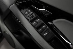 2025 Land Rover Range Rover Evoque P250 Dynamic SE