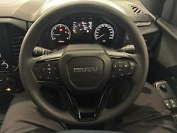 2025 Isuzu D-MAX X-RIDER