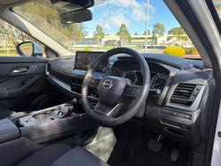 2025 Nissan X-TRAIL ST