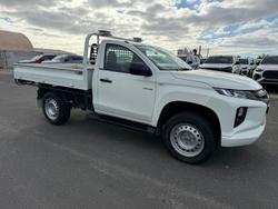 2023 Mitsubishi Triton GLX