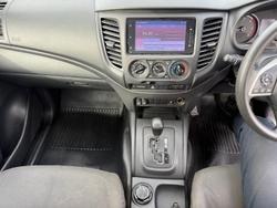 2023 Mitsubishi Triton GLX