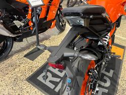 2025 KTM 390 Duke Duke Orange
