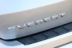 2022 Ford Everest Platinum