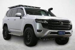 2024 Toyota Landcruiser GXL