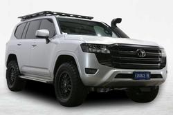 2024 Toyota Landcruiser GXL