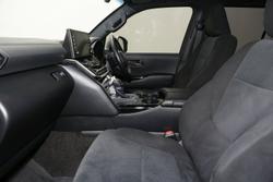 2024 Toyota Landcruiser GXL