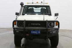 2025 Toyota Landcruiser GXL