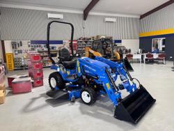 New Holland Boomer 25C Rops Tractor