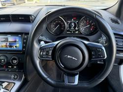 2017 Jaguar F-TYPE 250kW