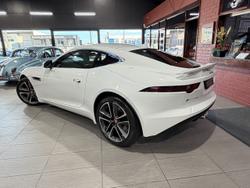 2017 Jaguar F-TYPE 250kW