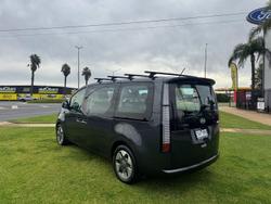 2024 Hyundai STARIA