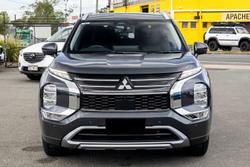 2025 Mitsubishi Outlander LS
