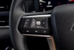 2025 Mitsubishi Outlander LS