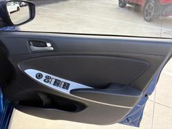 2016 Hyundai Accent Active