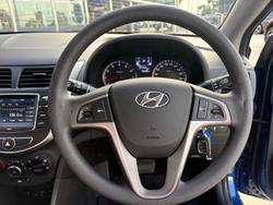 2016 Hyundai Accent Active