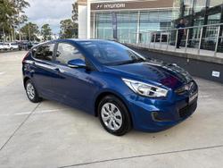 2016 Hyundai Accent Active