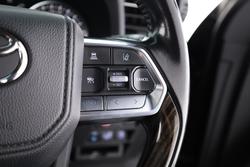 2022 Toyota Landcruiser VX