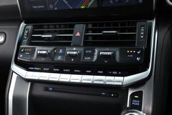 2022 Toyota Landcruiser VX