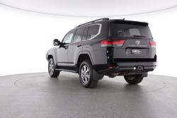 2022 Toyota Landcruiser VX