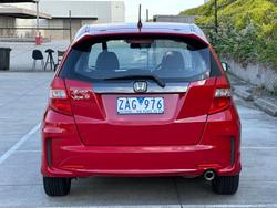2012 Honda Jazz Vibe-S GE MY12 Milano Red