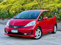 2012 Honda Jazz Vibe-S GE MY12 Milano Red