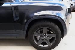 2023 Land Rover Defender 110 D300 SE