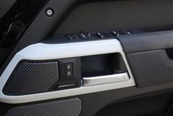 2023 Land Rover Defender 110 D300 SE