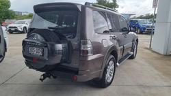2014 Mitsubishi Pajero VR-X