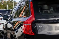 2023 Volvo XC90 Ultimate B6 Dark