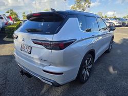 2025 Mitsubishi Outlander Exceed Tourer