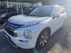 2025 Mitsubishi Outlander Exceed Tourer