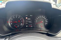 2026 Suzuki Swift Hybrid UZ Pure White (ZVR)