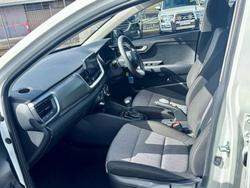 2023 Kia Stonic S