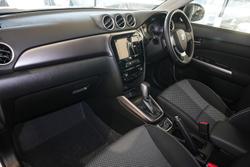 2025 Suzuki Vitara Turbo Hybrid