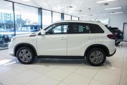 2025 Suzuki Vitara Turbo Hybrid