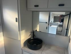 2026 JB Caravans Scorpion Sting Air 21'6
