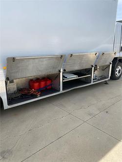 2009 Isuzu Fsd700