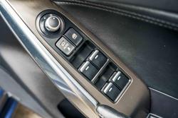 2017 Mazda 6 Atenza