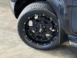 2022 Nissan Navara ST-X