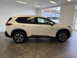 2023 Nissan X-TRAIL ST-L e-POWER