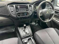 2016 Mitsubishi Triton GLX