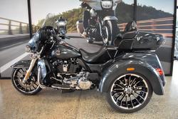 2025 HARLEY-DAVIDSON FLHTCUTG TRI GLIDE U/CLC 114