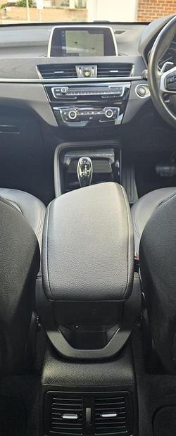 2018 BMW X1 sDrive20i F48 Black Sapphire