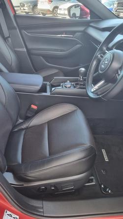 2023 Mazda 3 G20 Touring