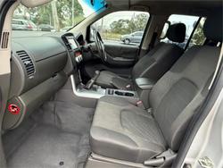 2013 NISSAN NAVARA ST (4x4)