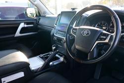 2021 Toyota Landcruiser Sahara VDJ200R 4X4 Dual Range WHITE