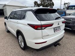 2022 Mitsubishi Outlander ES ZM MY22.5 White
